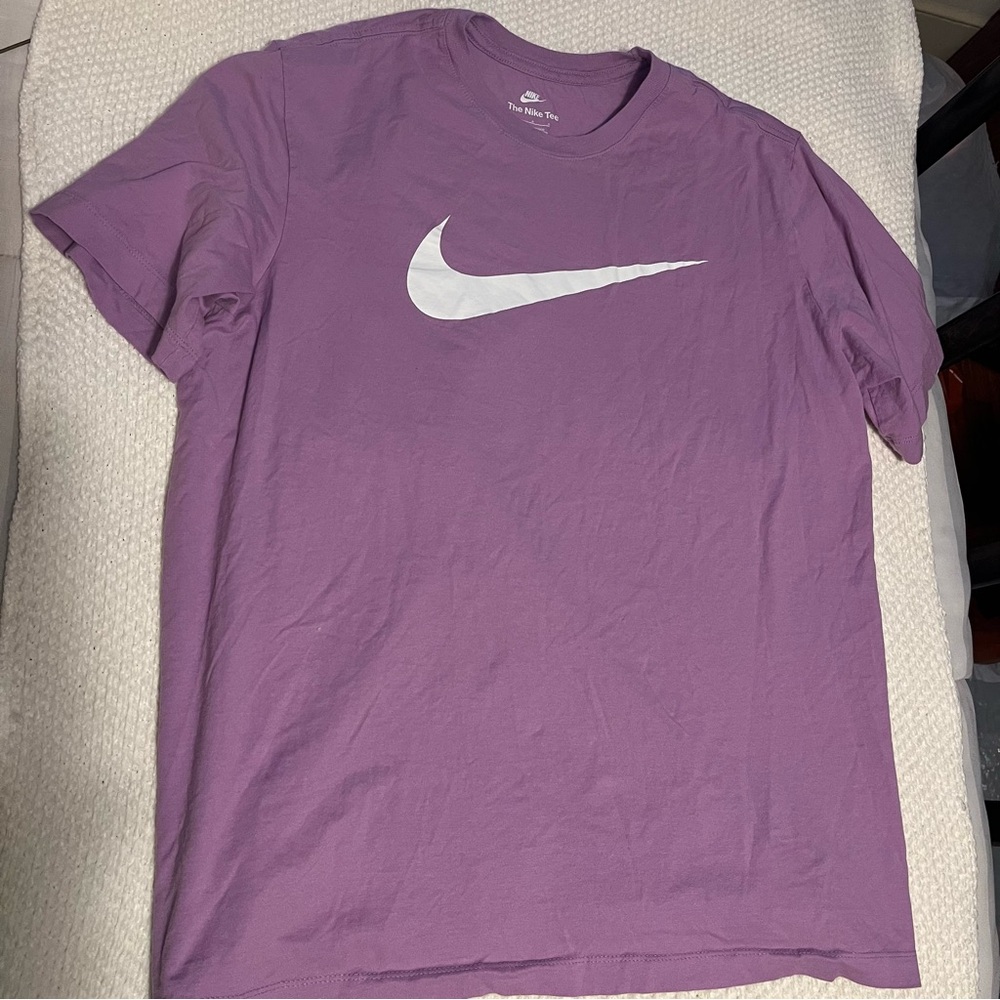 NIKE T-shirt